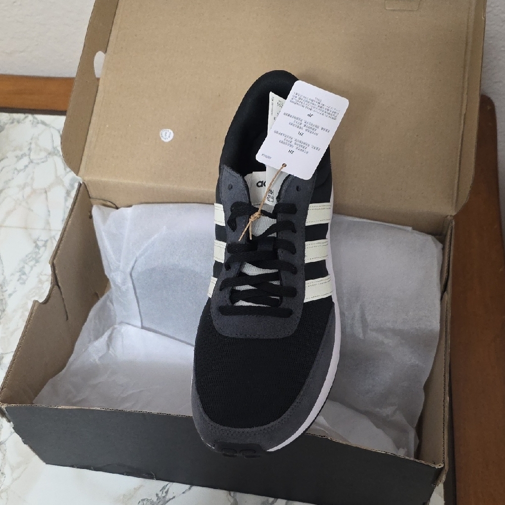 Adidas Women's Black and Cream Sneakers